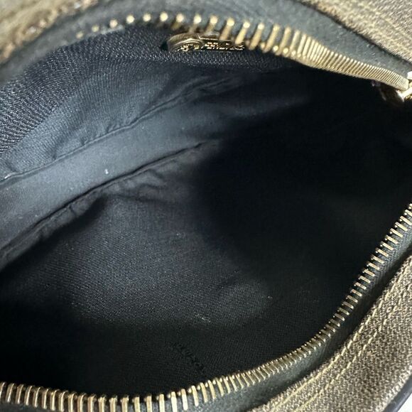 💯Authentic Fendi Pecan Crossbody Bag🍀 - Picture 10 of 17
